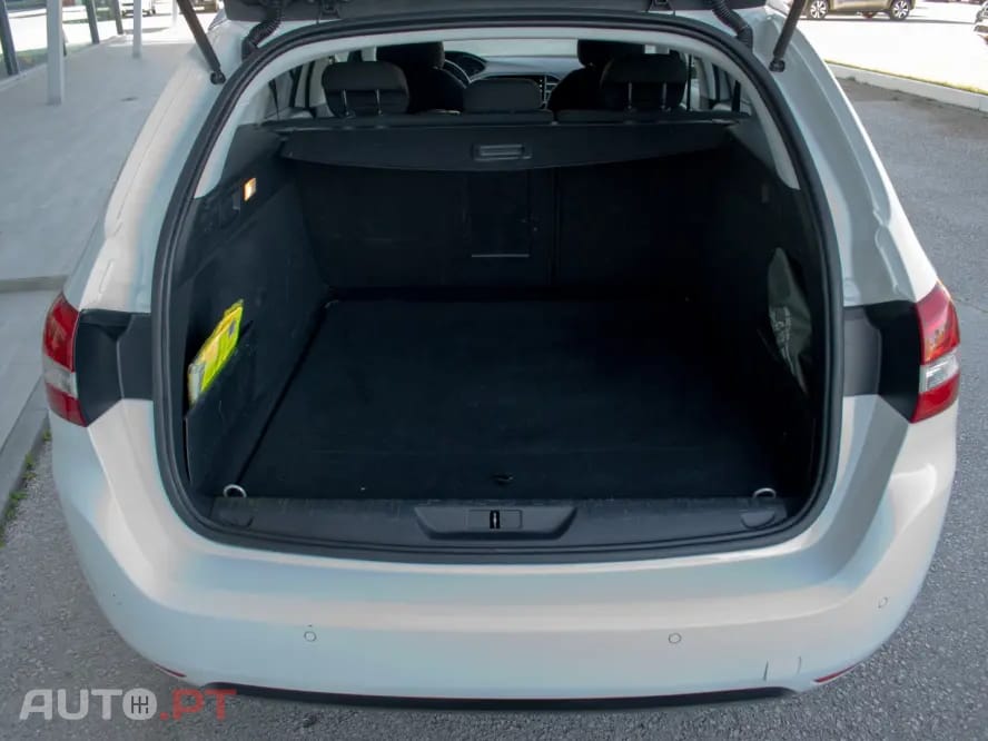 Peugeot 308 SW 1.5 BlueHDi Style