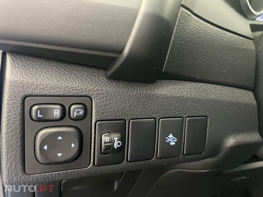 Toyota Auris 1.8 HSD Comfort +P.Techno+P.Sport
