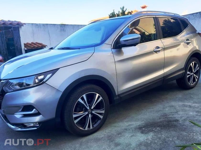 Nissan Qashqai N-Connecta 110cv / 168€ mês