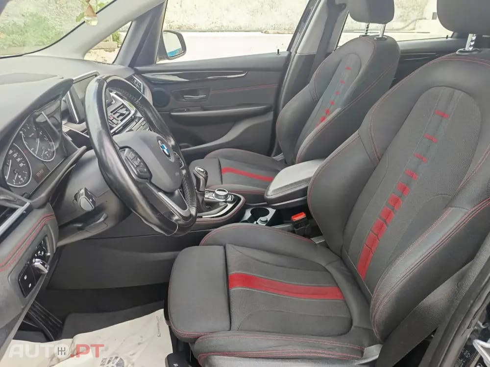 BMW 218 i Sport Line