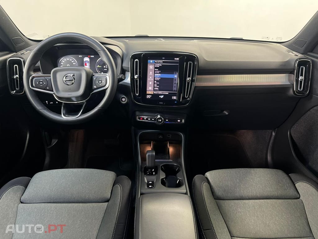 Volvo XC40 1.5 T4 211 Core PG HYBRID
