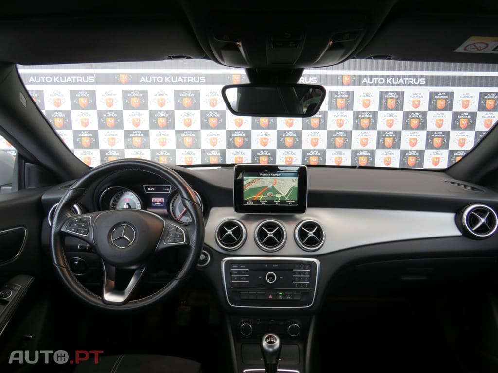 Mercedes-Benz CLA 180 180 D