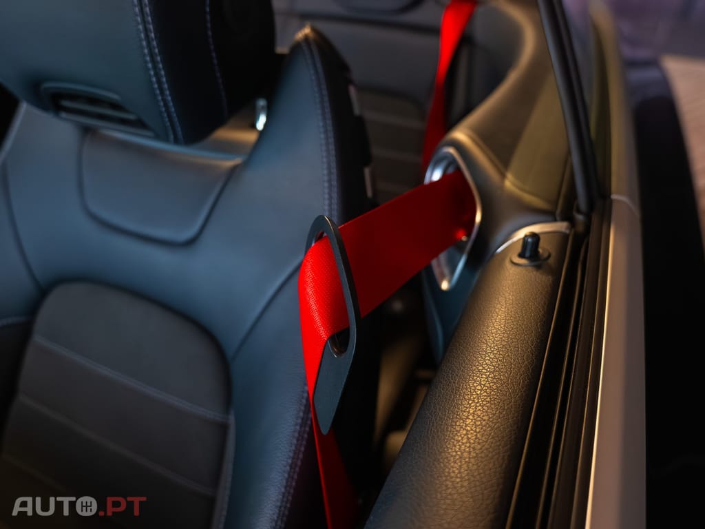 Mercedes-Benz C 200 Cabrio 9G-Tronic AMG Line