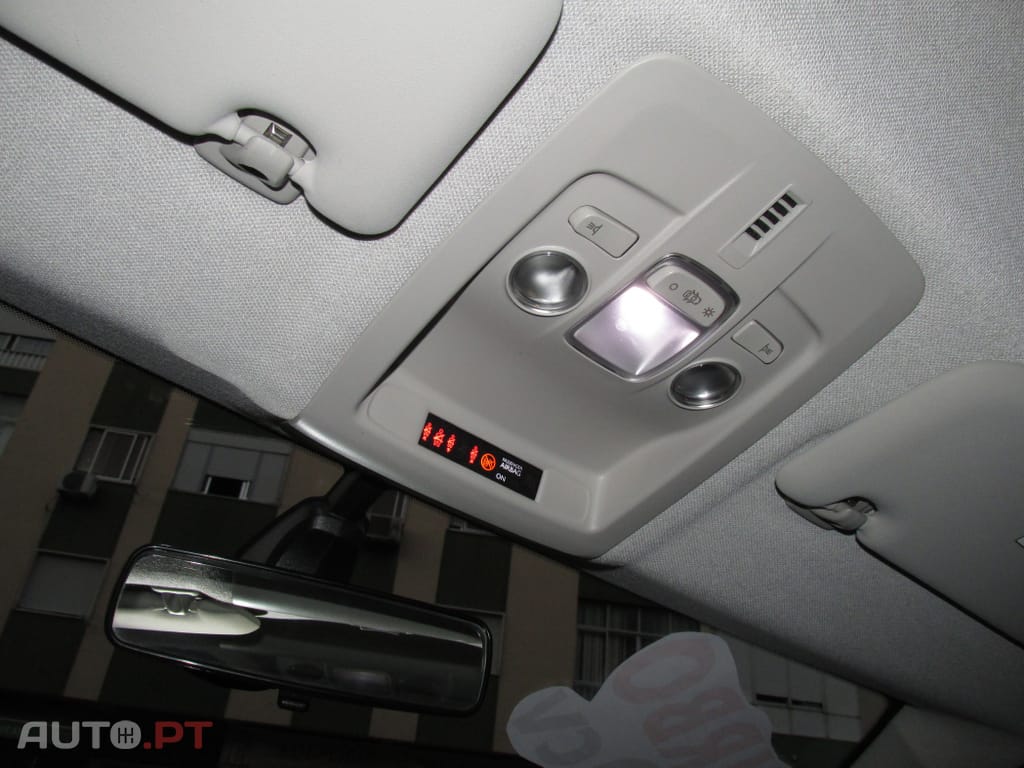 Citroen C4 Cactus 1.2 PureTech Shine