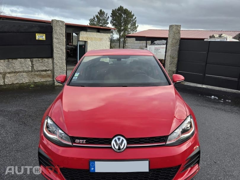 Volkswagen Golf 2.0 TSi GTi DSG Performance