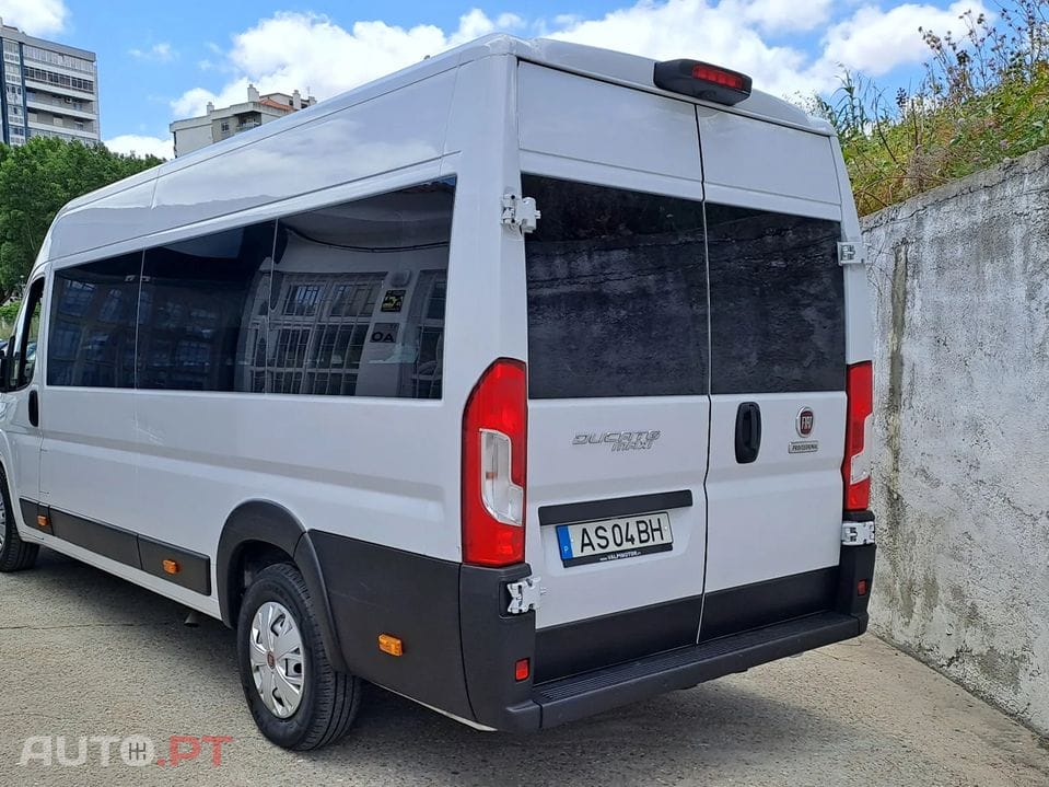 Fiat Ducato Maxi 35 2.2 9Lugares