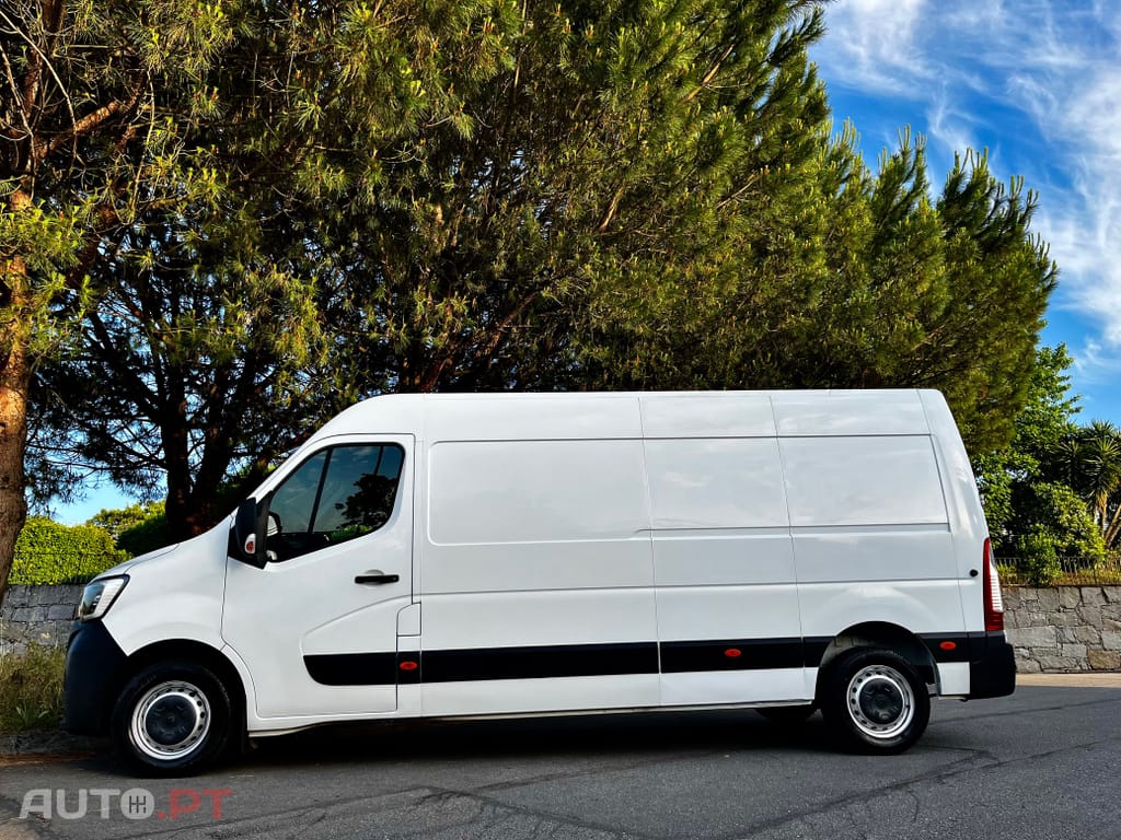 Renault Master 2.3 dCi L3H3 3.5T SS