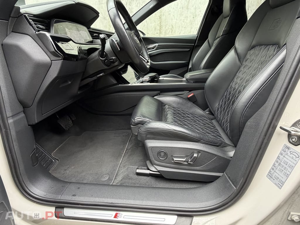 Audi E-Tron 55 quattro S line