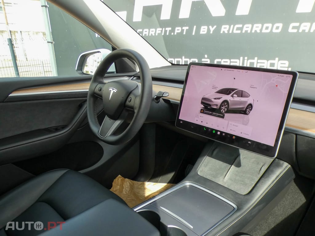 Tesla Model Y Long Range Tração Integral — fotografia 17