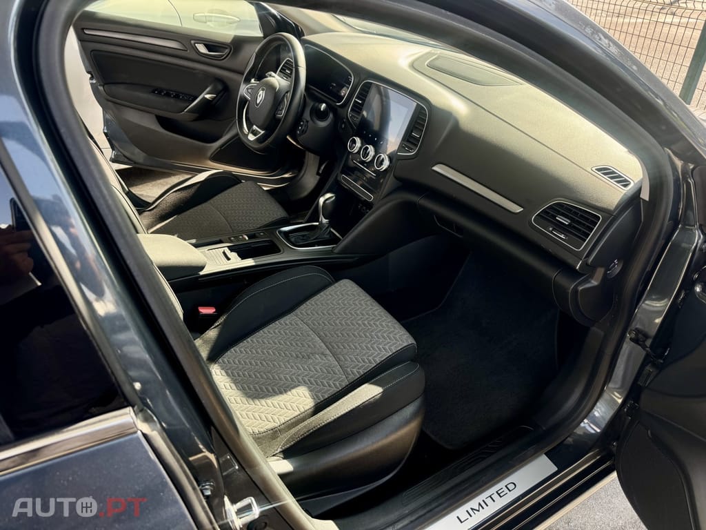 Renault Mégane Sport Tourer 1.6 E-Tech Plug-In Limited