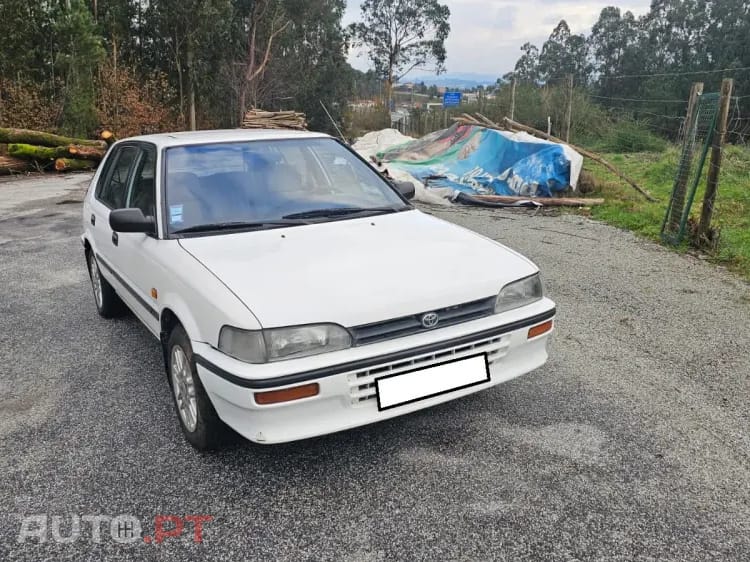 Toyota Corolla 1.3 Gold Line