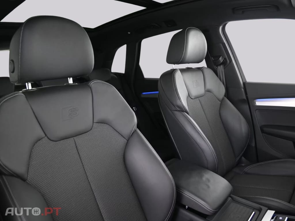 Audi Q5 I.V.A DEDUTÍVEL  50 TFSIe quattro S-Line