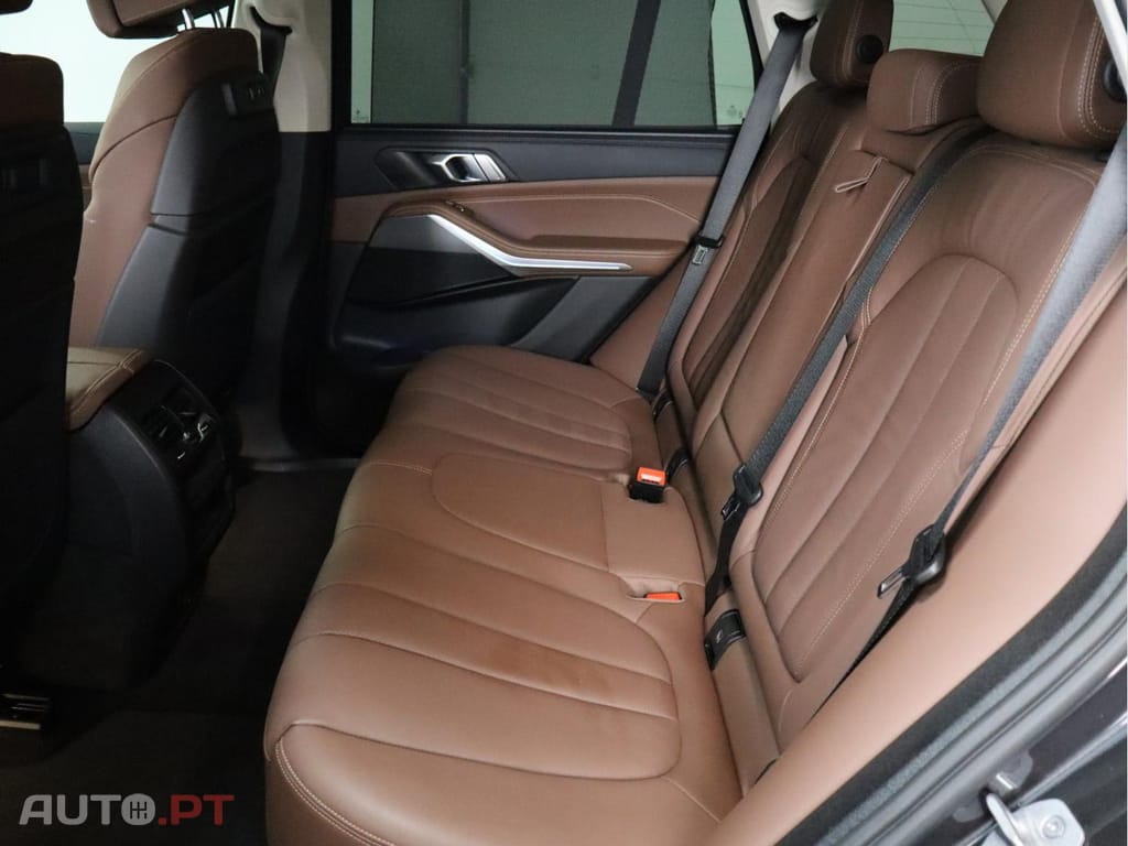 BMW X5 xDrive45e Auto Luxury 