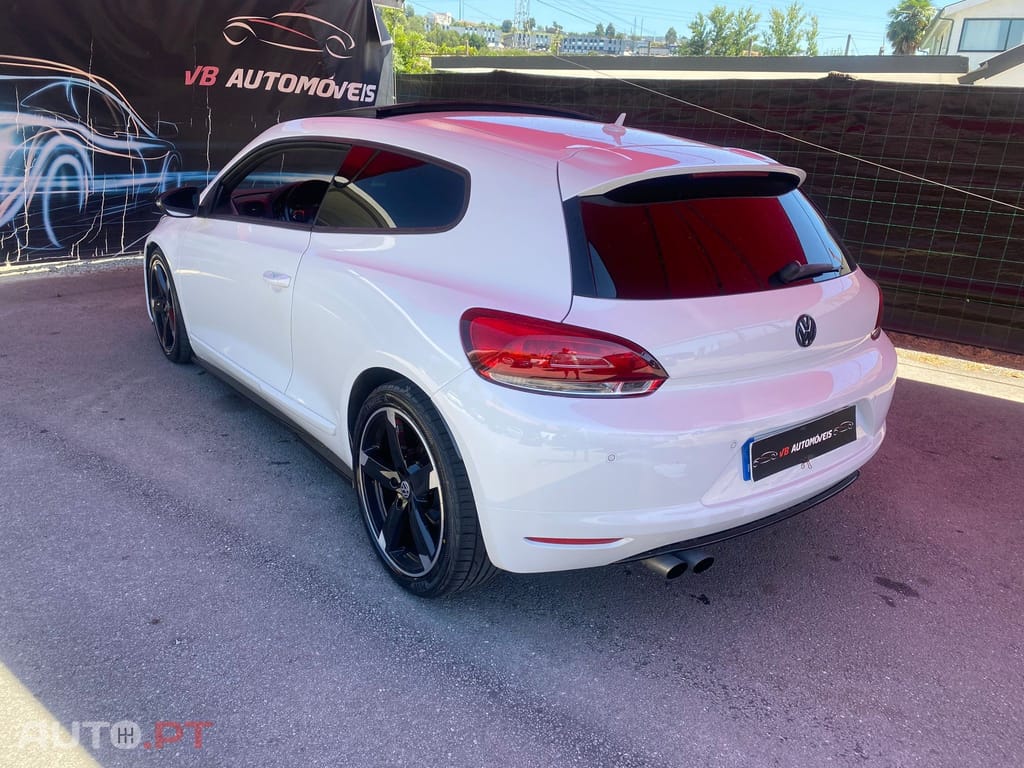 Volkswagen Scirocco 2.0 TDi Sport