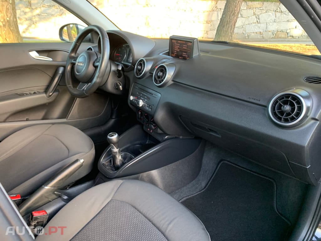 Audi A1 1.6  TDI
