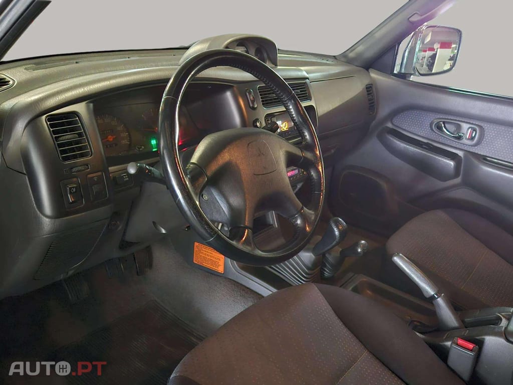 Mitsubishi L200 2.5 TD CD Strakar ABS+AC