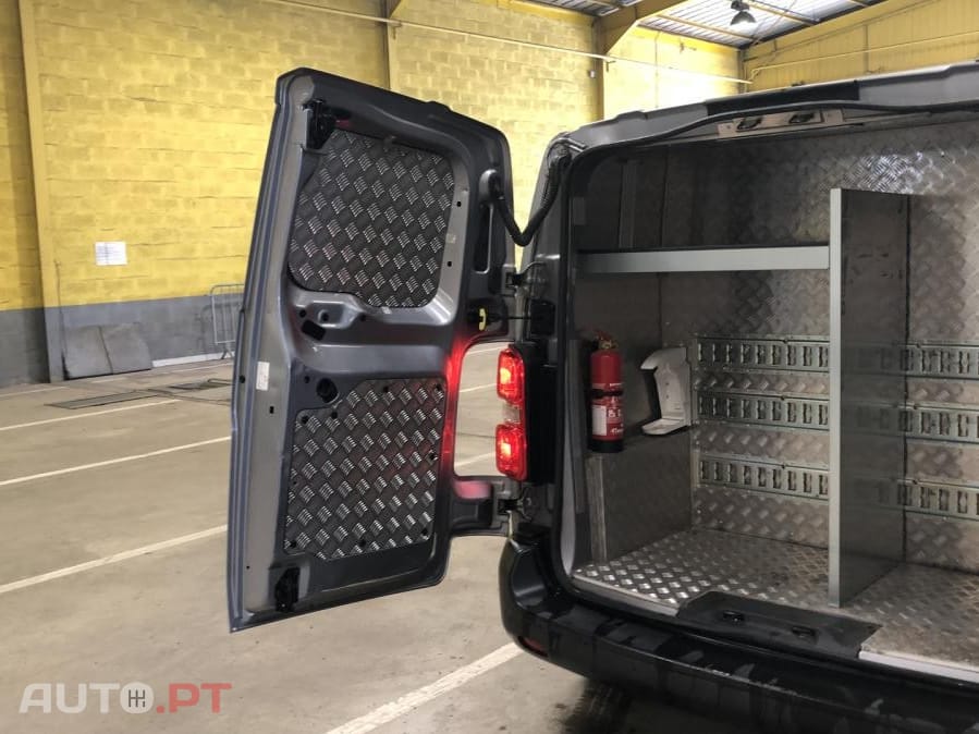 Peugeot Expert 1.5 BlueHDi Standard Asphalt