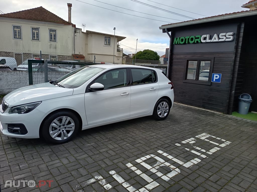 Peugeot 308 1.2 PureTech Style