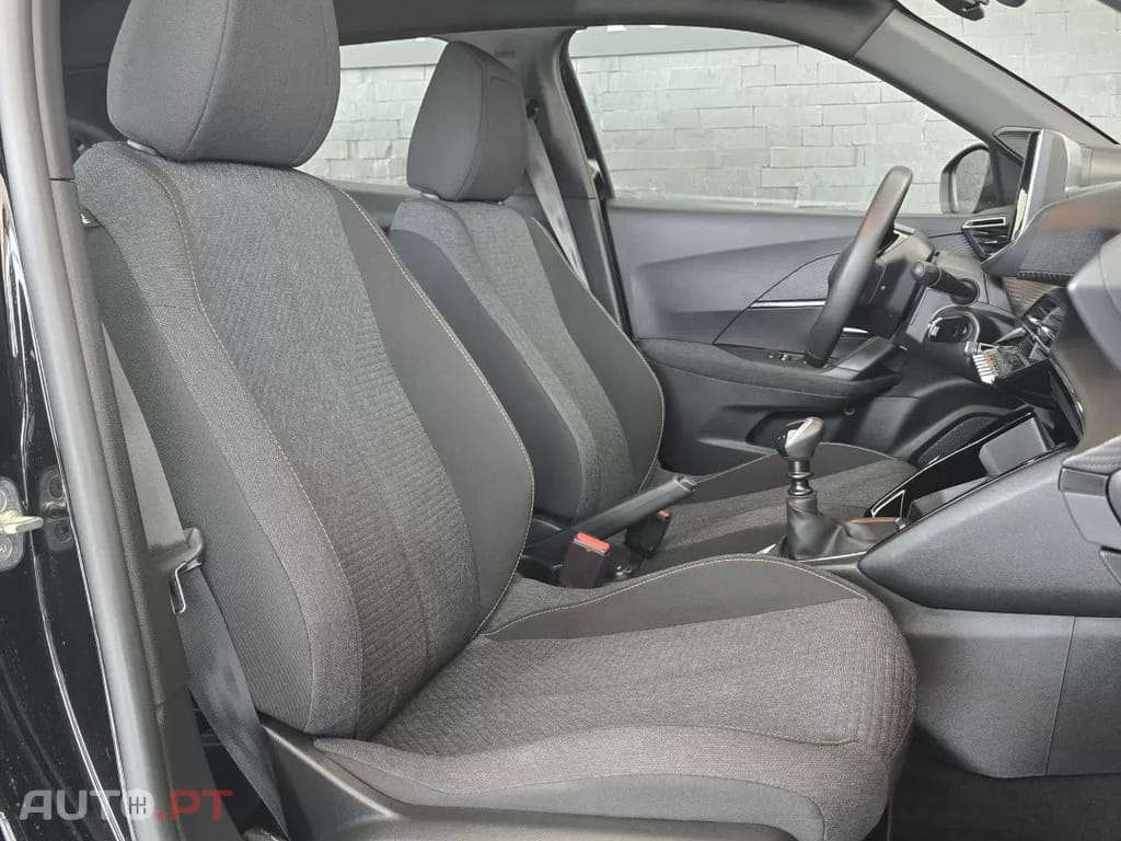 Peugeot 2008 1.2 PureTech Style