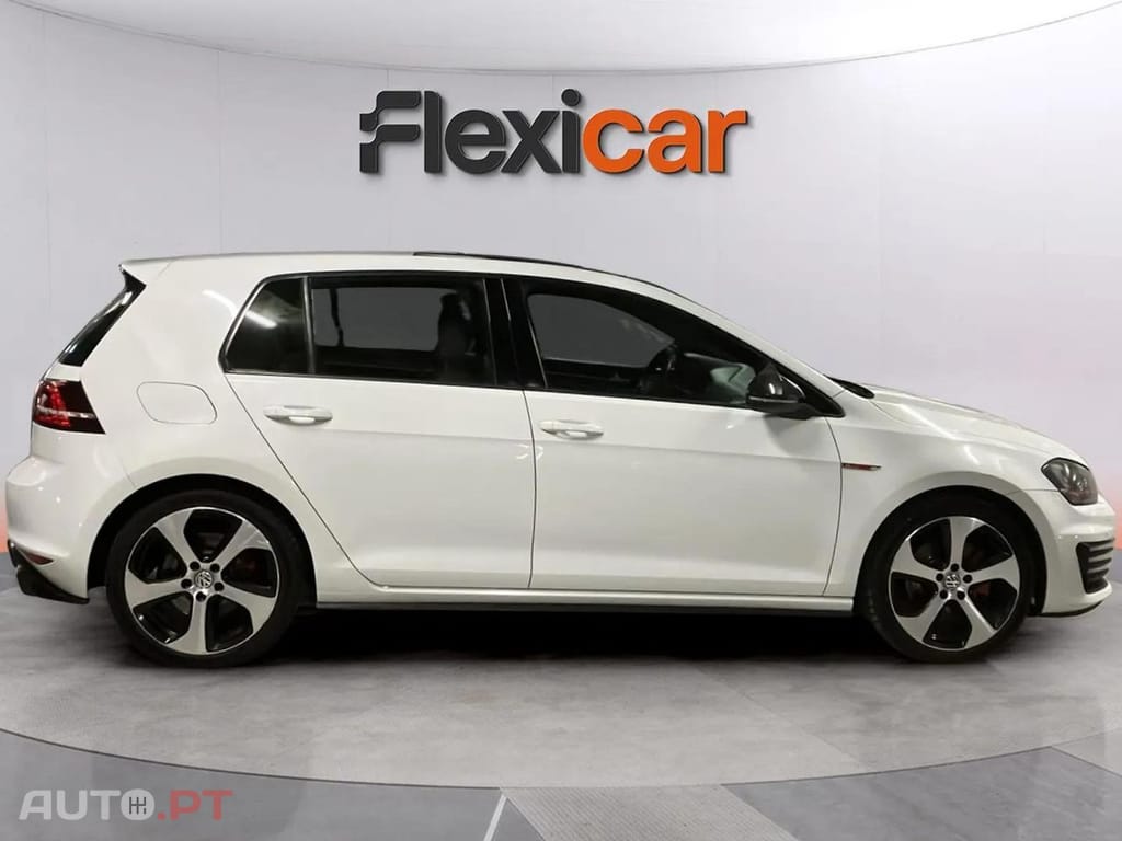 Volkswagen Golf 2.0 TSI GTI DSG Performance