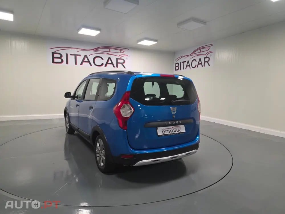 Dacia Lodgy 1.5 dCi Stepway 7L