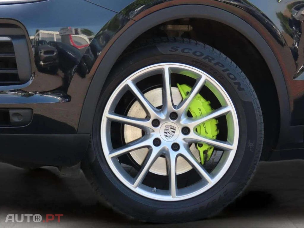 Porsche Cayenne  E-Hybrid