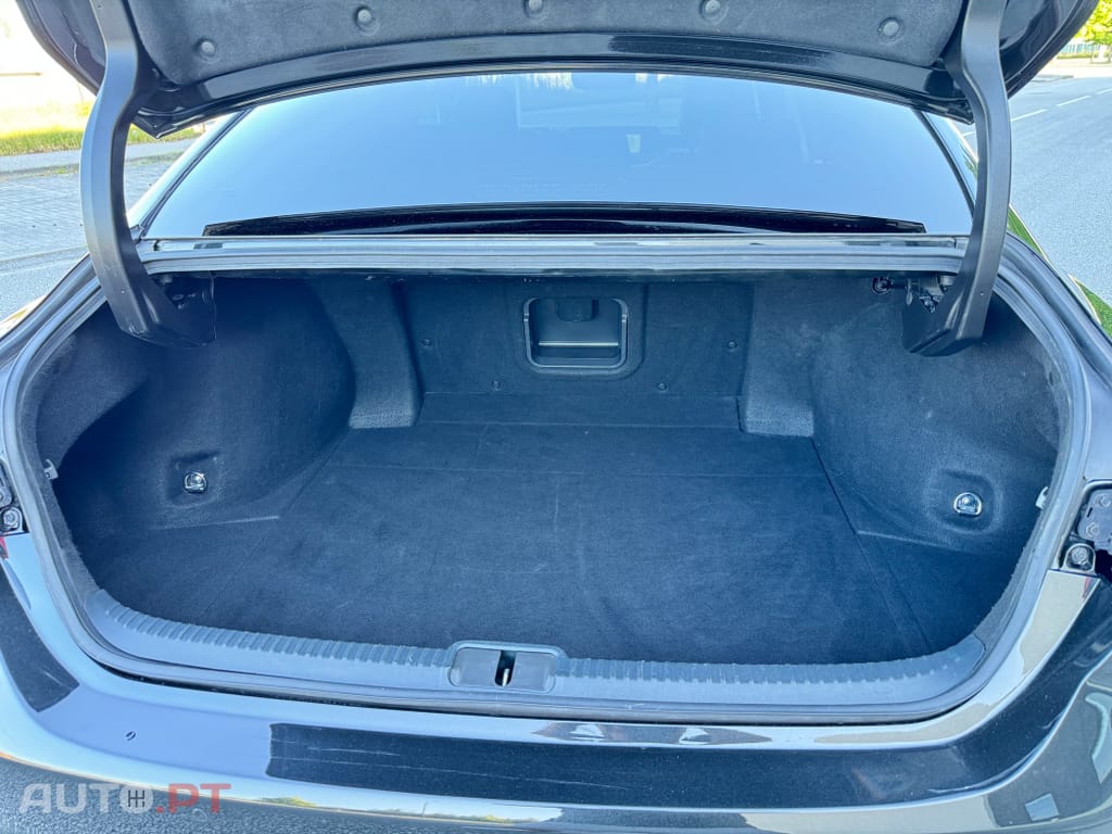 Lexus ES Executive+