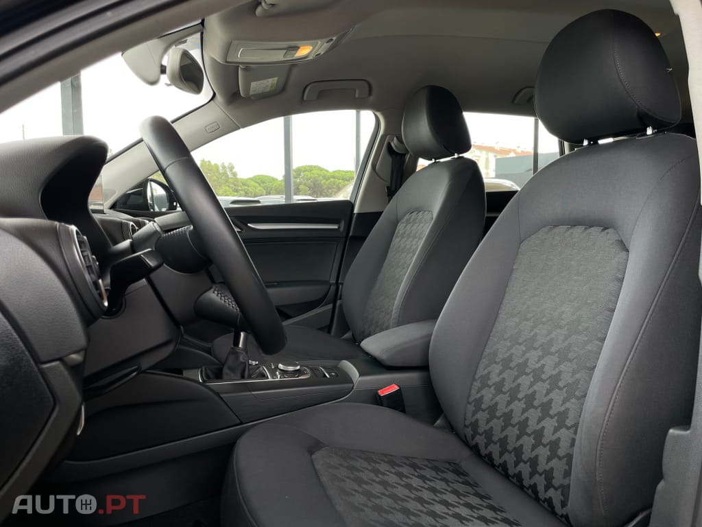 Audi A3 Sportback 1.6 TDi Attraction Ultra