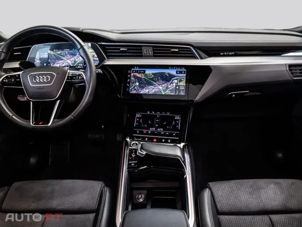 Audi E-Tron I.V.A DEDUTIVEL 55 S LINE BLACK 