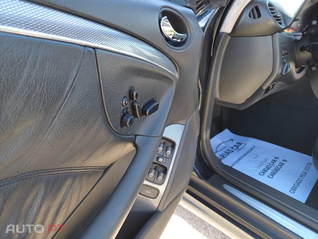 Mercedes-Benz CLK 270 Outro