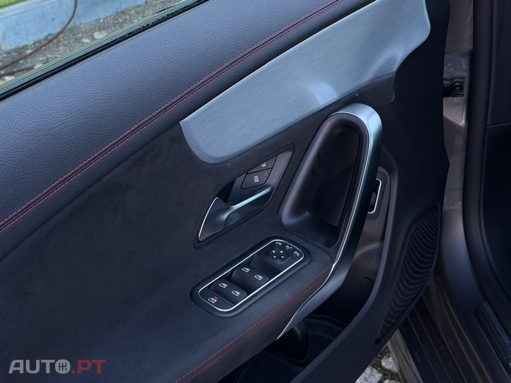 Mercedes-Benz CLA 180 AMG