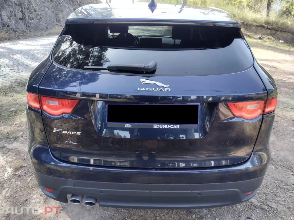 Jaguar F-Pace 2.0 i4D Prestige