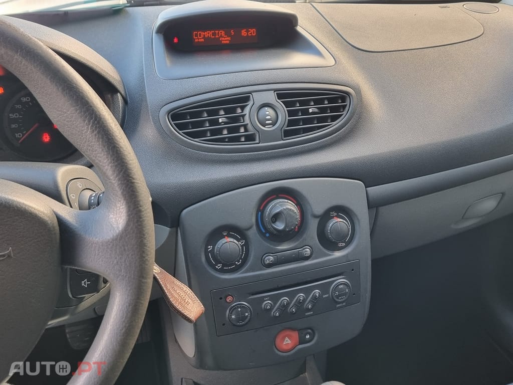 Renault Clio 1.2 16V Confort