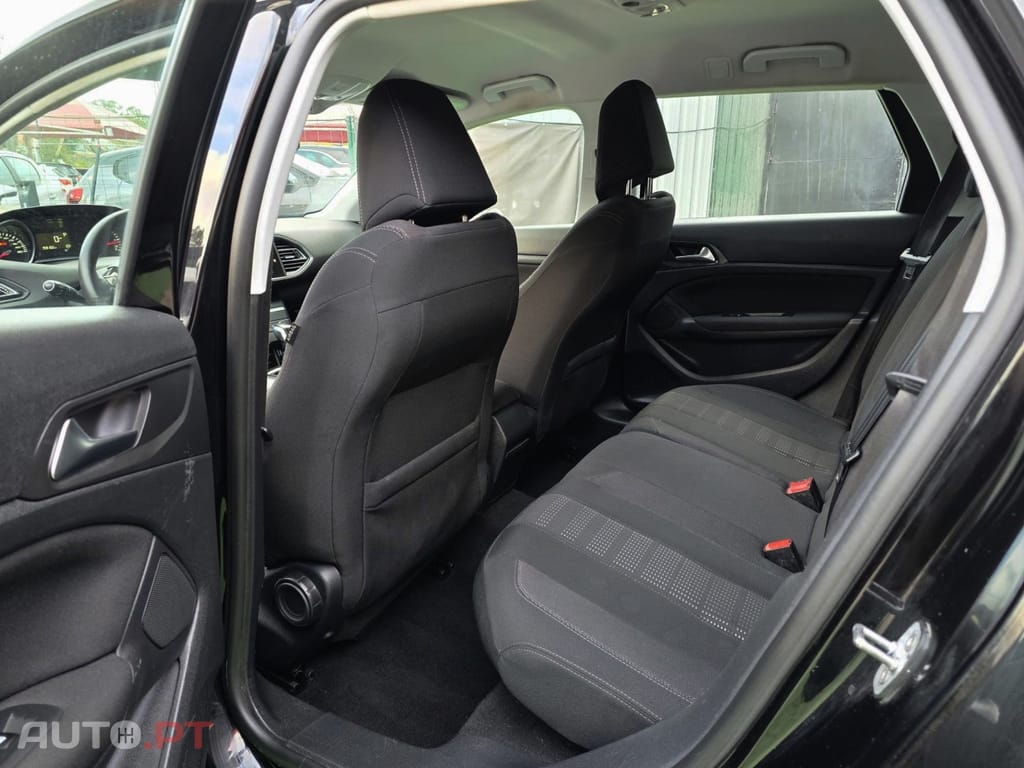 Peugeot 308 SW 1.6 BlueHDi Allure EAT6