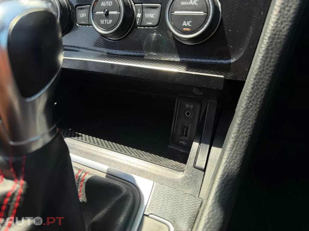 Volkswagen Golf 2.0 TSi GTi DSG Performance