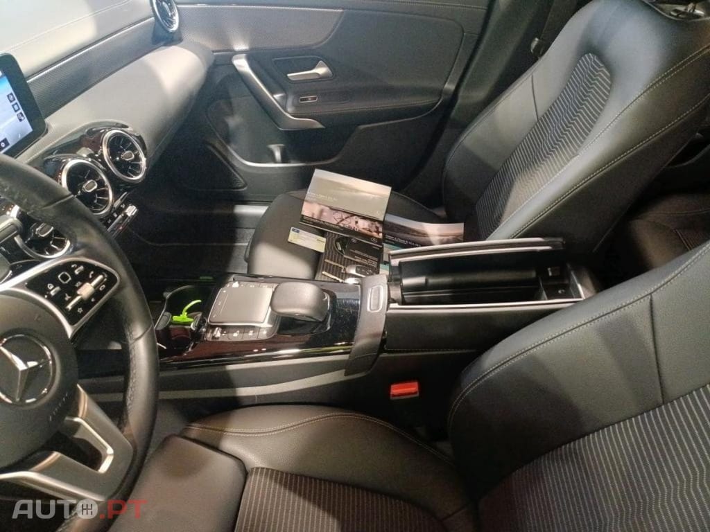 Mercedes-Benz CLA 250 e Shooting Brake Style Plus