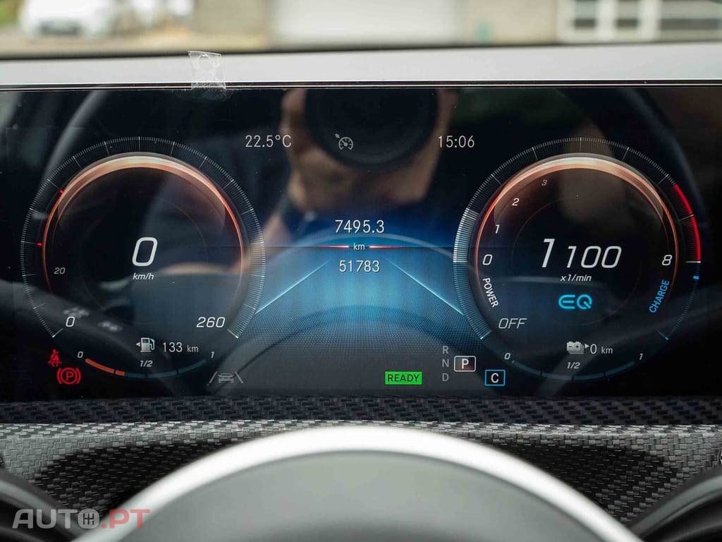 Mercedes-Benz A 250 Mercedes-Benz A 250 e Progressive