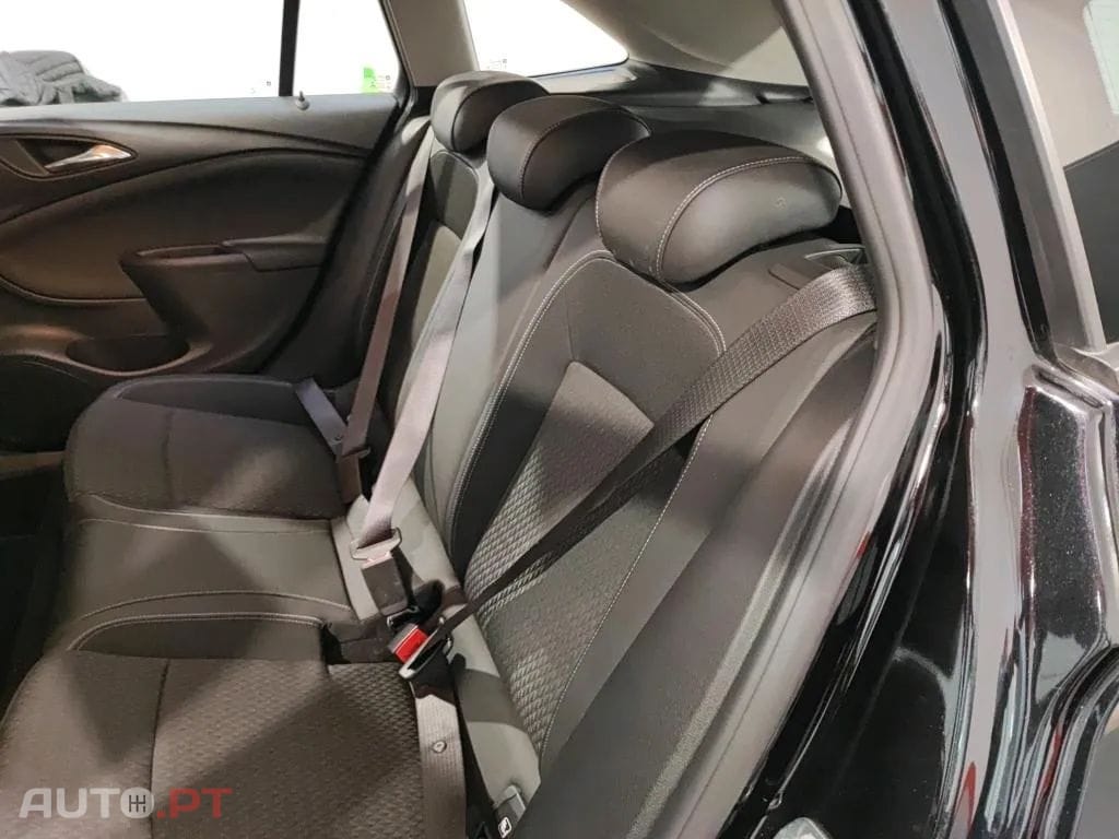 Opel Astra Sports Tourer 1.0 Innovation S/S