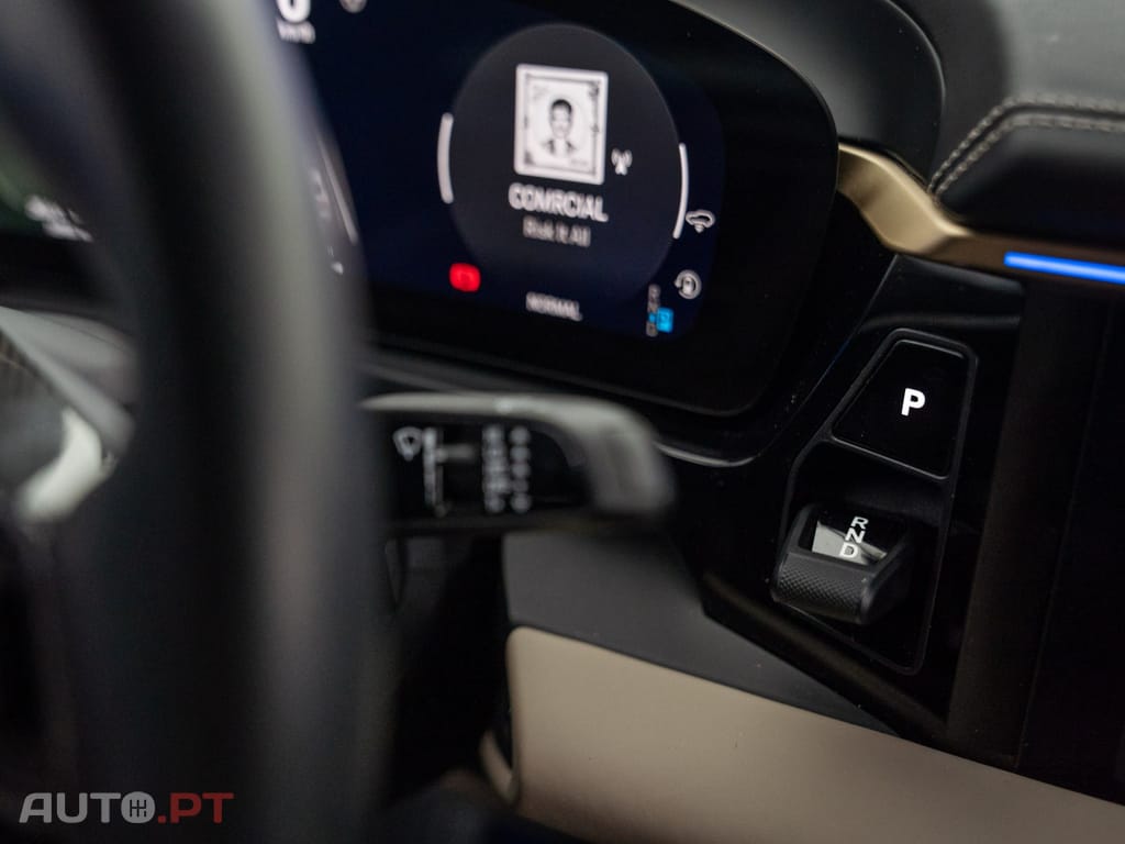 Porsche Macan Electric 4