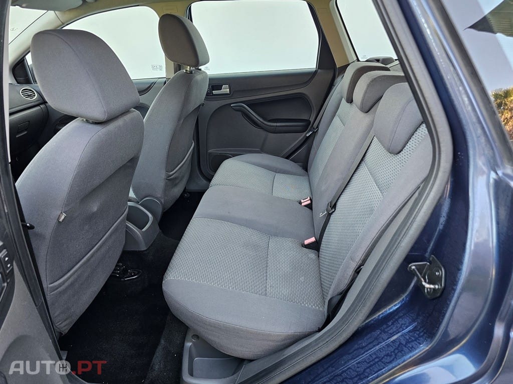 Ford Focus SW 1.4 16V Trend