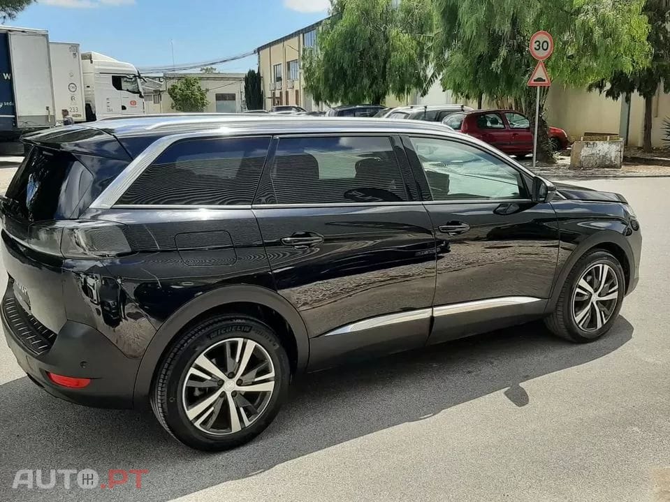 Peugeot 5008 1.5 BlueHDi Allure Pack