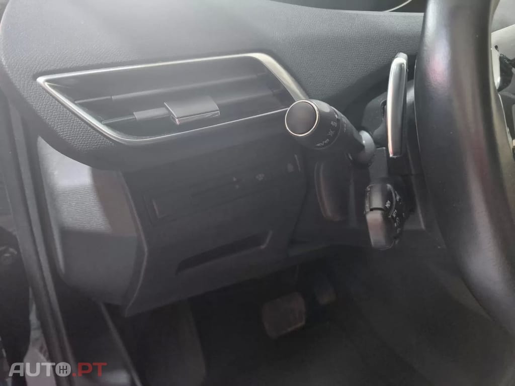Peugeot 3008 1.2 PureTech Allure EAT6