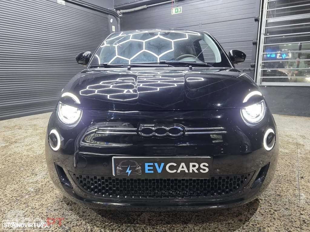 Fiat 500e La Prima