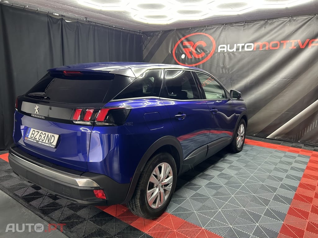 Peugeot 3008 1.2 PureTech Allure Pack EAT8 — fotografia 4
