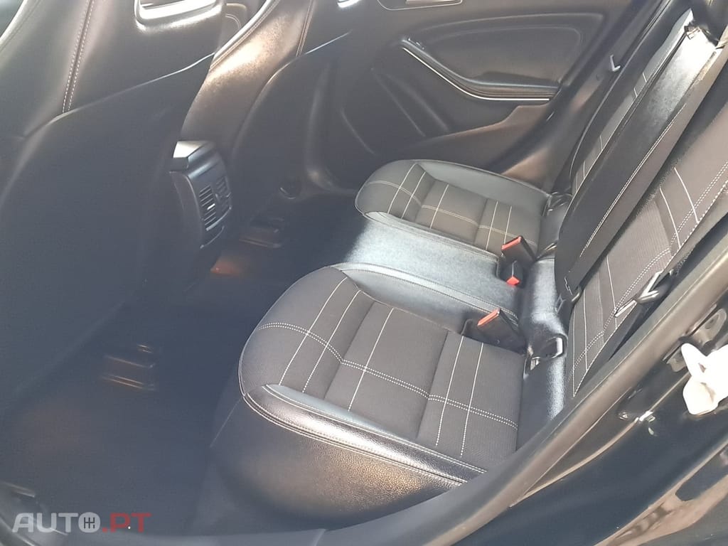 Mercedes-Benz A 180 CDI (BlueEFFICIENCY)