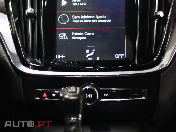 Volvo V60 2.0 D3 Momentum Geartronic