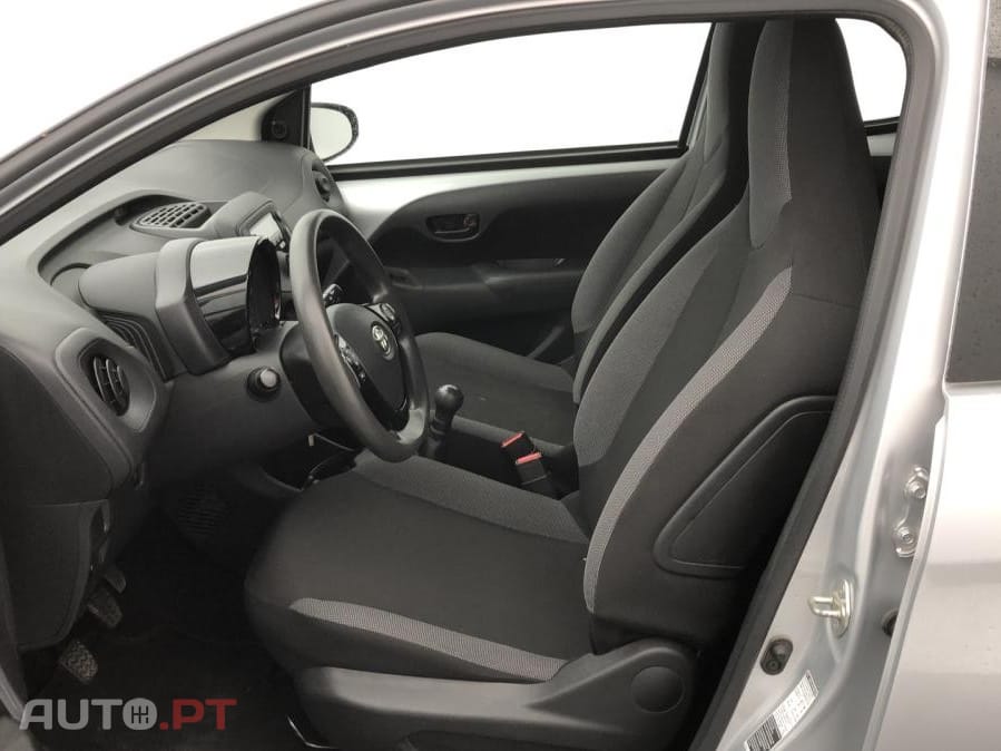 Toyota Aygo 1.0 VVT-i x-pro