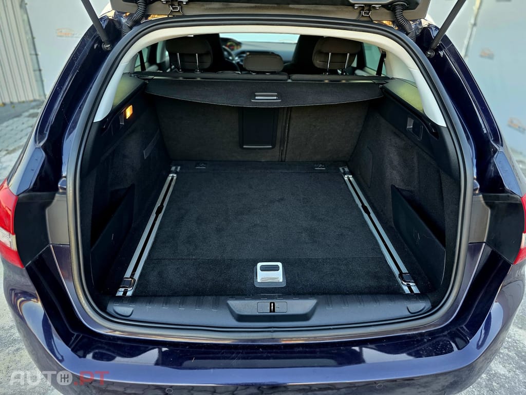 Peugeot 308 SW 1.6 BlueHDi Allure J17