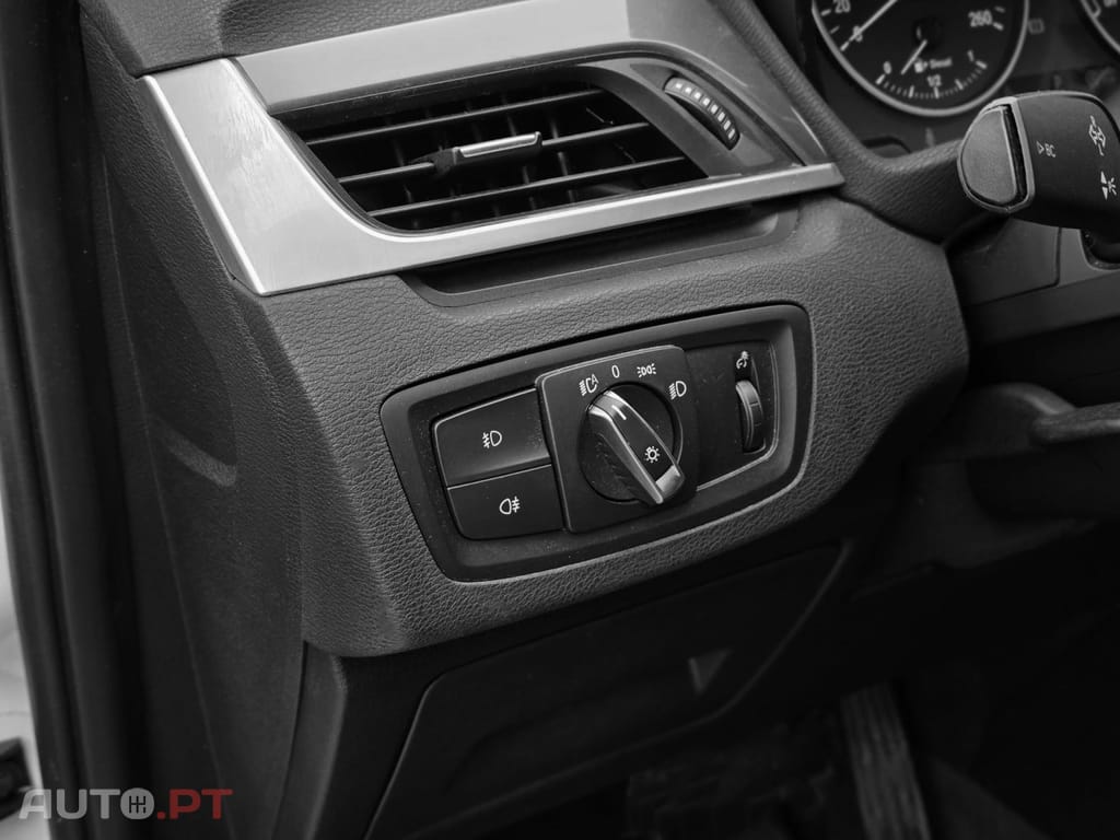 BMW X1 18 d sDrive Auto xLine