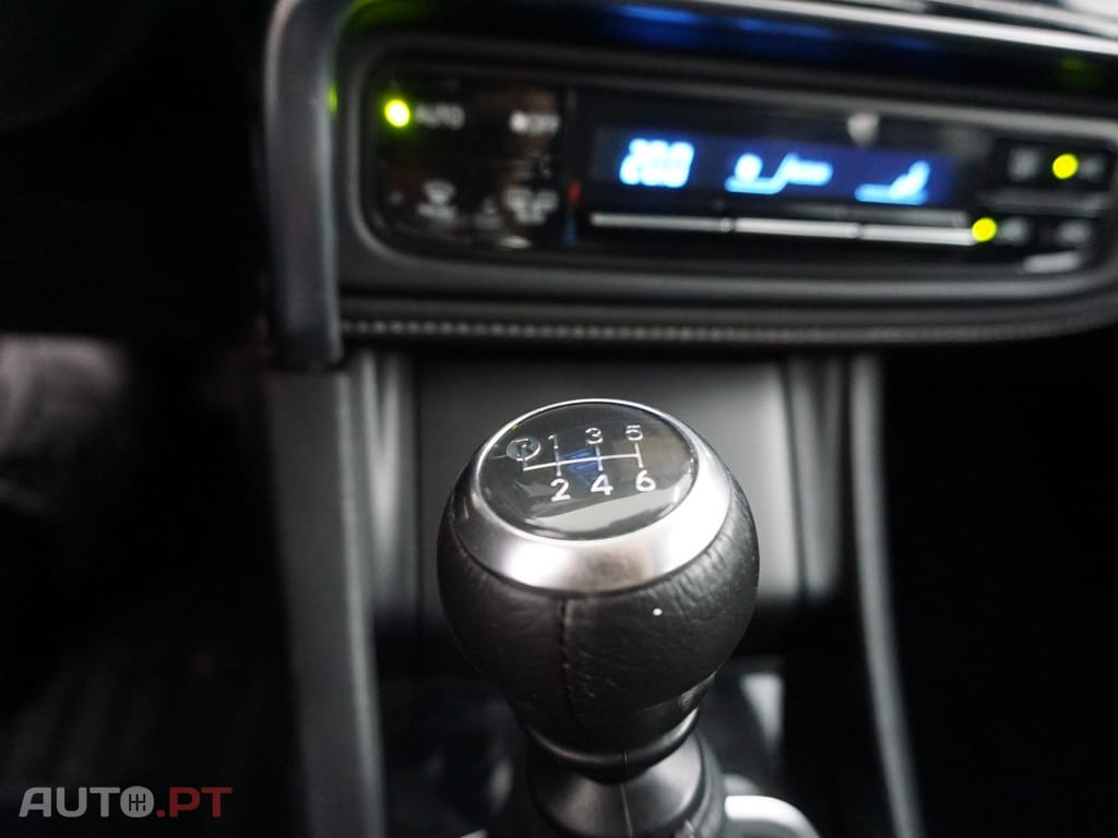 Toyota Auris 1.2 Turbo Design Edition